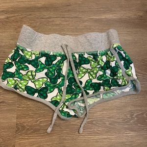 St. Patty’s booty shorts
